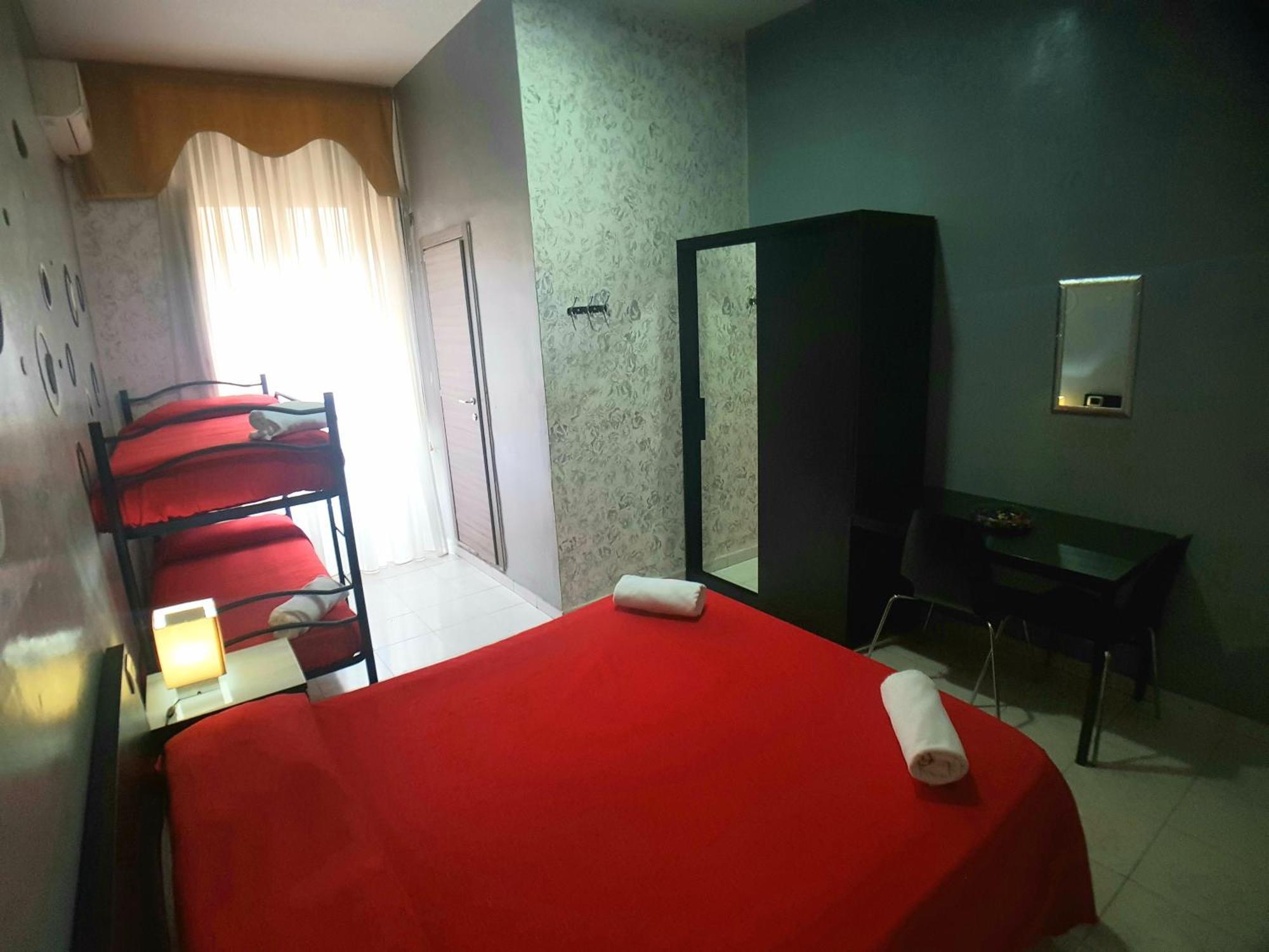 Hotel Ginevra Νάπολη Εξωτερικό φωτογραφία