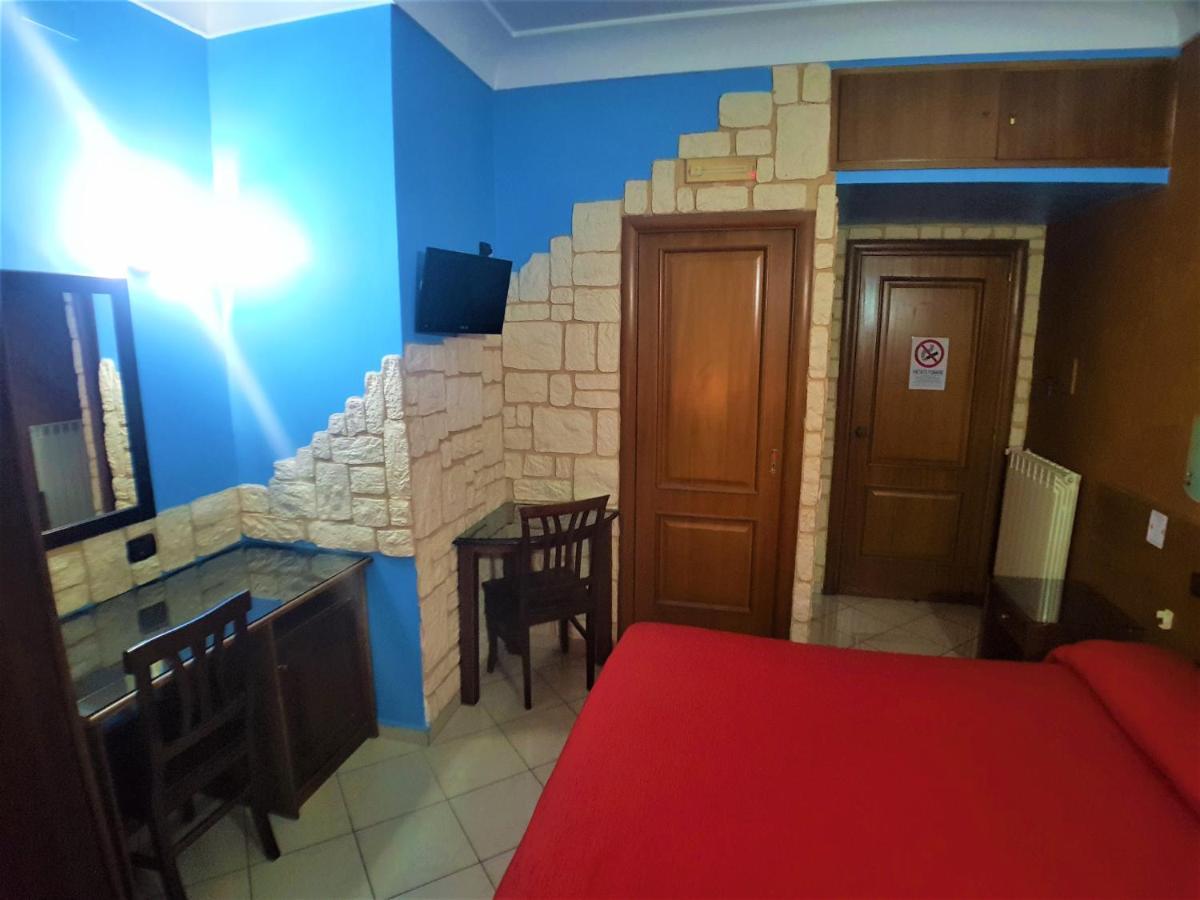 Hotel Ginevra Νάπολη Εξωτερικό φωτογραφία