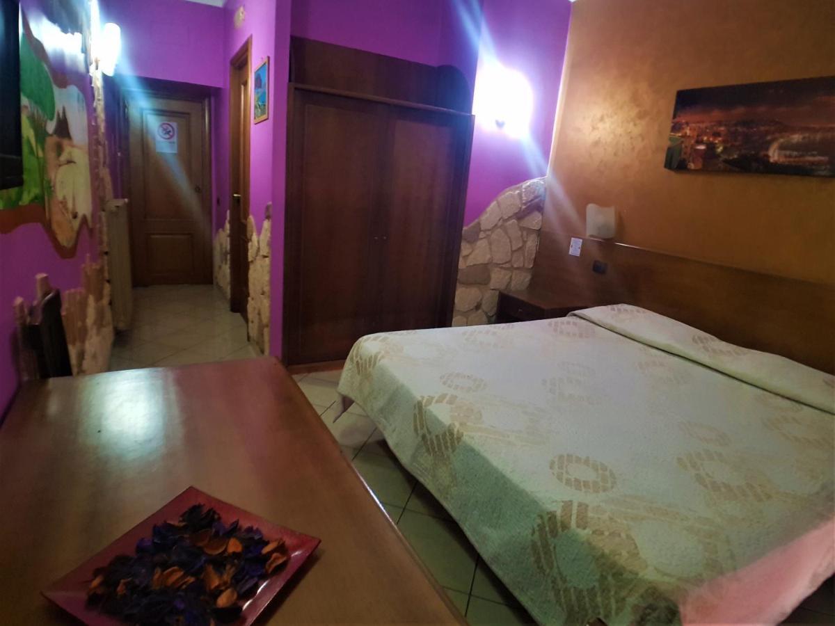 Hotel Ginevra Νάπολη Εξωτερικό φωτογραφία