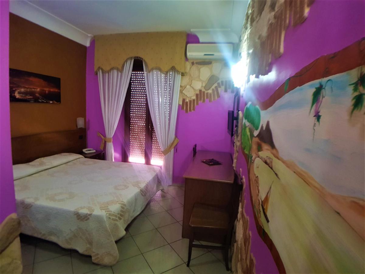 Hotel Ginevra Νάπολη Εξωτερικό φωτογραφία